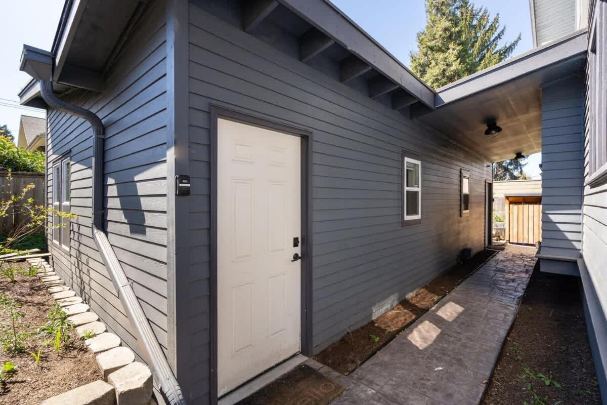 Stay Portland - Beach Vibes Getaway Near Burnside & Laurelhurst! Exterior photo